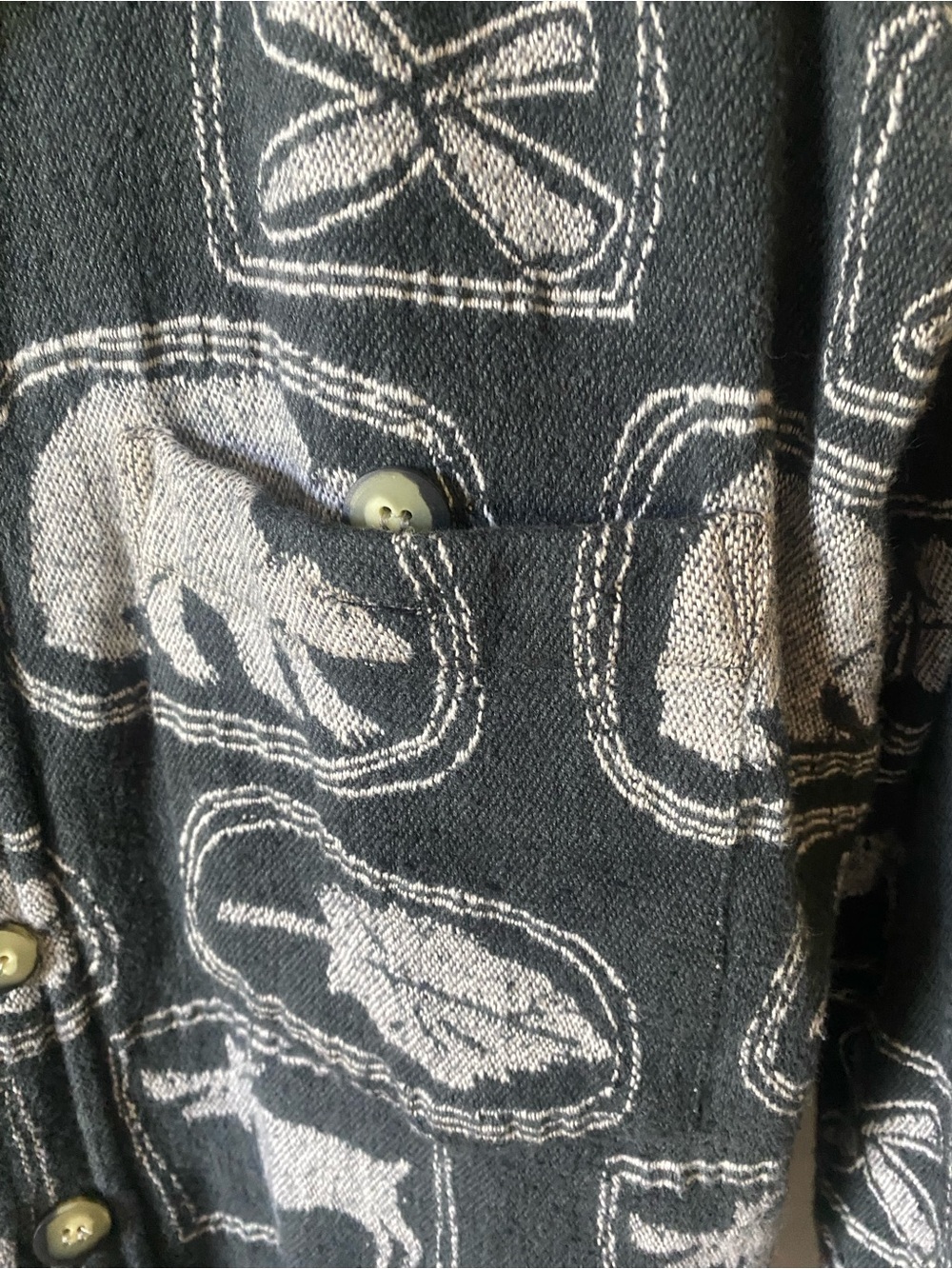 Coldwater Creek Black Graphic Nature Button-Down Shirt - Picture 2 of 7